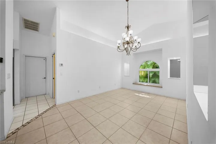 2614  7th W ST, Lehigh Acres, FL 33971