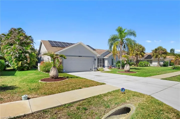 2614  7th W ST, Lehigh Acres, FL 33971