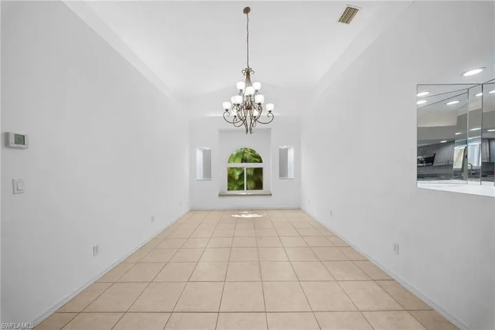 2614  7th W ST, Lehigh Acres, FL 33971