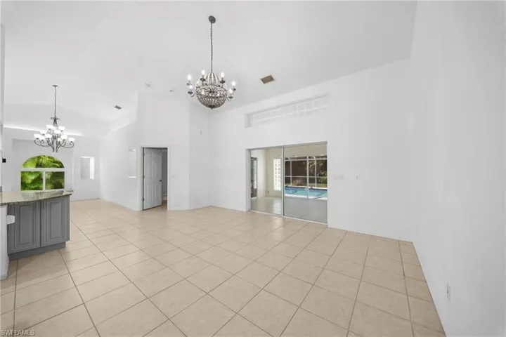 2614  7th W ST, Lehigh Acres, FL 33971