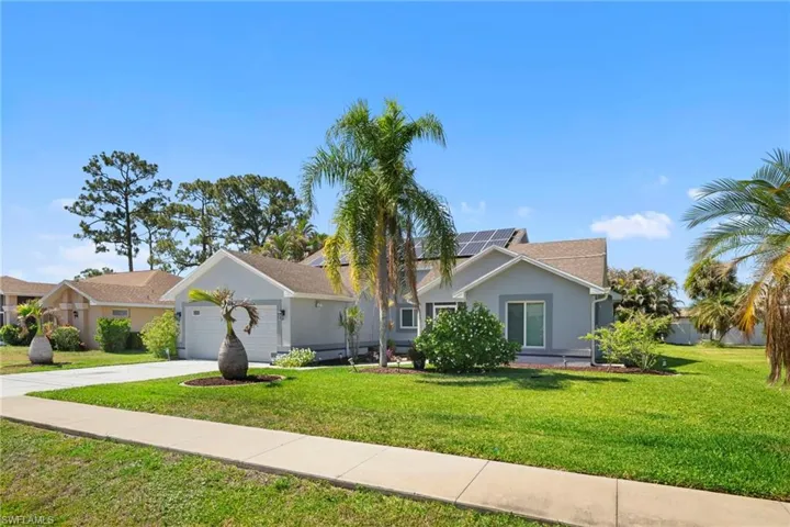2614  7th W ST, Lehigh Acres, FL 33971