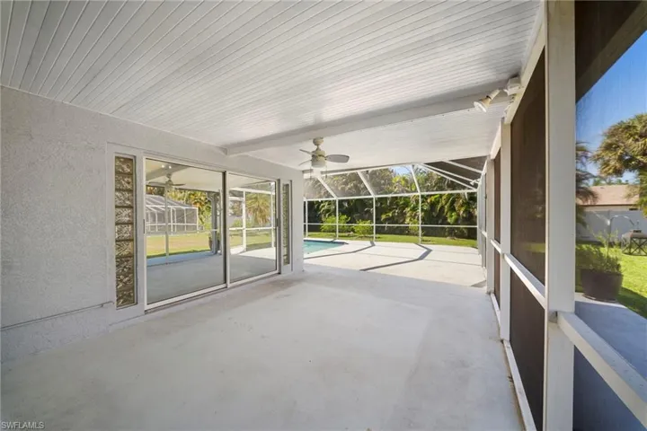 2614  7th W ST, Lehigh Acres, FL 33971