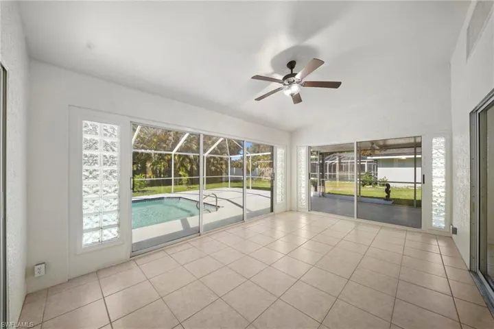 2614  7th W ST, Lehigh Acres, FL 33971