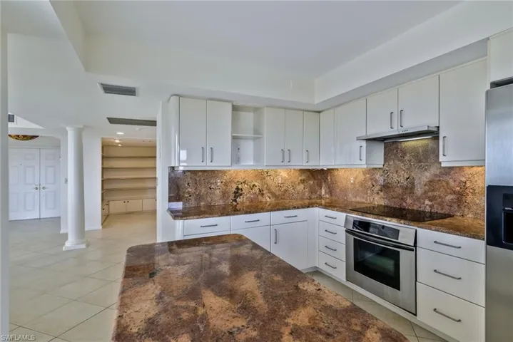 6001  Pelican Bay  BLVD, Naples, FL 34108