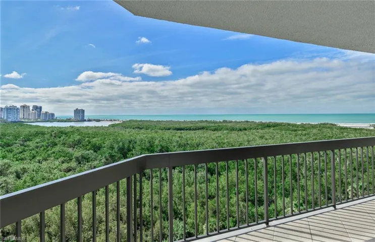 Sunrises to Sunsets overlooking Gulf of Mexico, Clam Pass beach and Oyster Bay