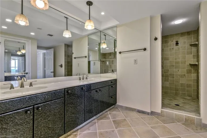 6001  Pelican Bay  BLVD, Naples, FL 34108