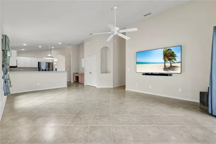 15645 Beachcomber Ave, Fort Myers, Florida 33908