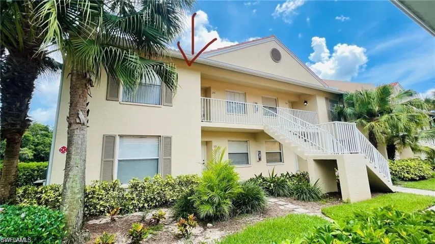 321 Robin Hood Cir # 201, Naples, Florida 34104