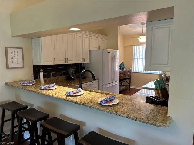 321 Robin Hood Cir # 201, Naples, Florida 34104