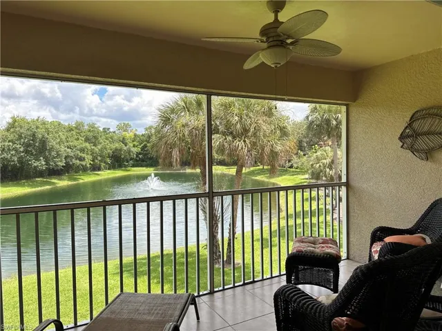 321 Robin Hood Cir # 201, Naples, Florida 34104