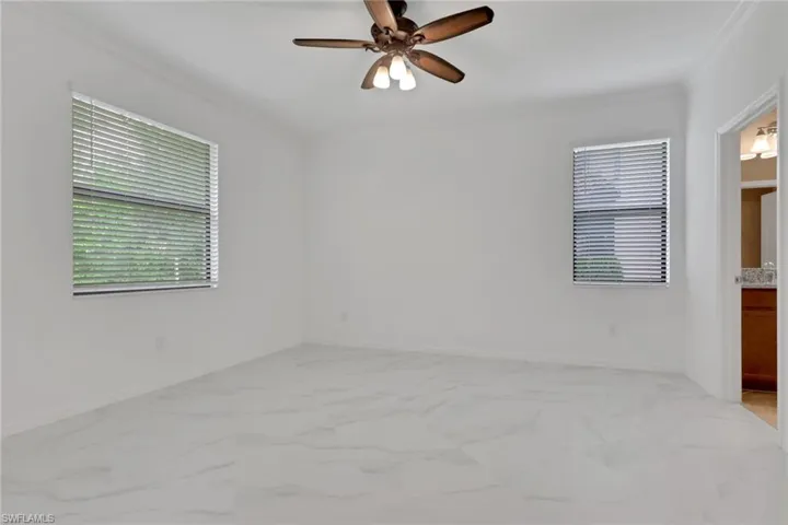 9469 Foxglove Ln, Naples, Florida 34120