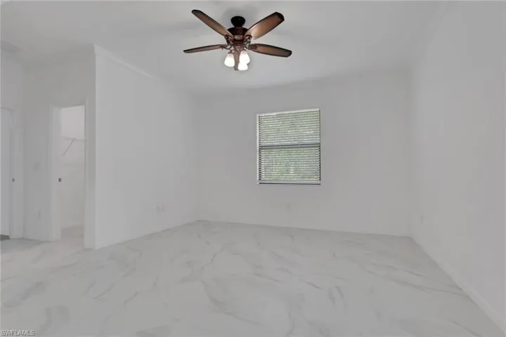 9469 Foxglove Ln, Naples, Florida 34120