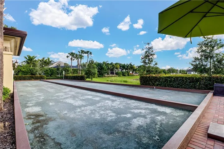 9469 Foxglove Ln, Naples, Florida 34120
