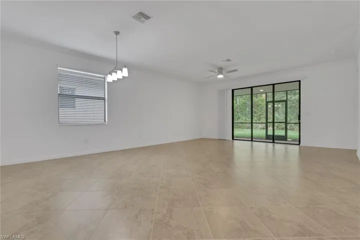 9469 Foxglove Ln, Naples, Florida 34120