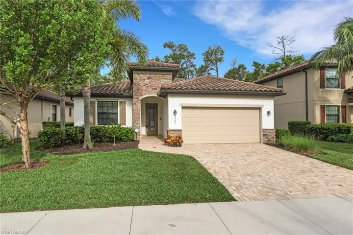 9469 Foxglove Ln, Naples, Florida 34120