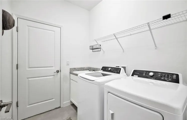 11348 Canopy Loop, Fort Myers, Florida 33913