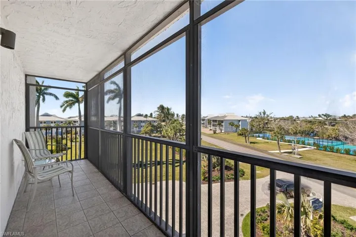 Balcony featuring a residential view