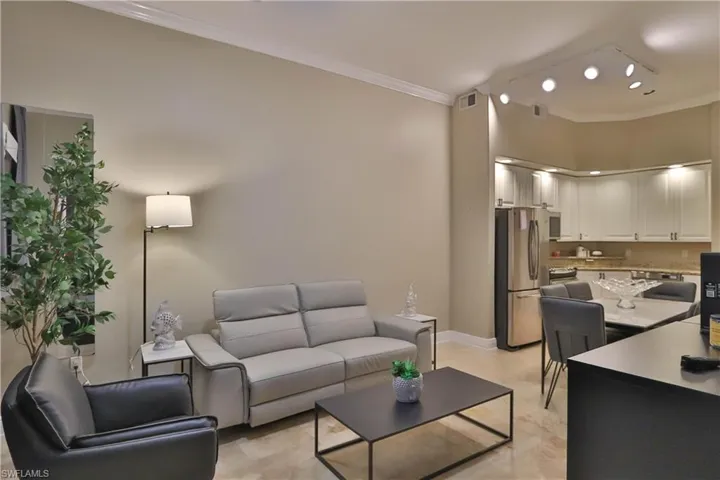 2825 Palm Beach Blvd 116, Fort Myers, Florida 33916