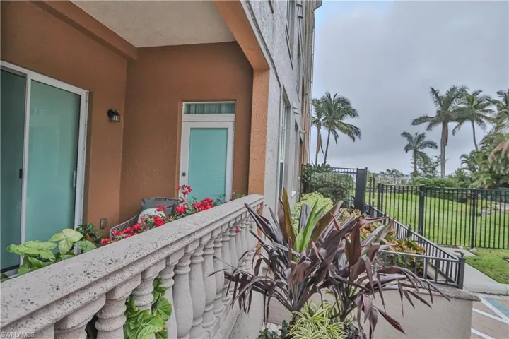 2825 Palm Beach Blvd 116, Fort Myers, Florida 33916