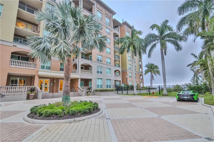 2825 Palm Beach Blvd 116, Fort Myers, Florida 33916