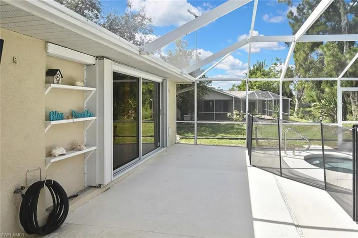 18674 Spruce Dr E, Fort Myers, Florida 33967