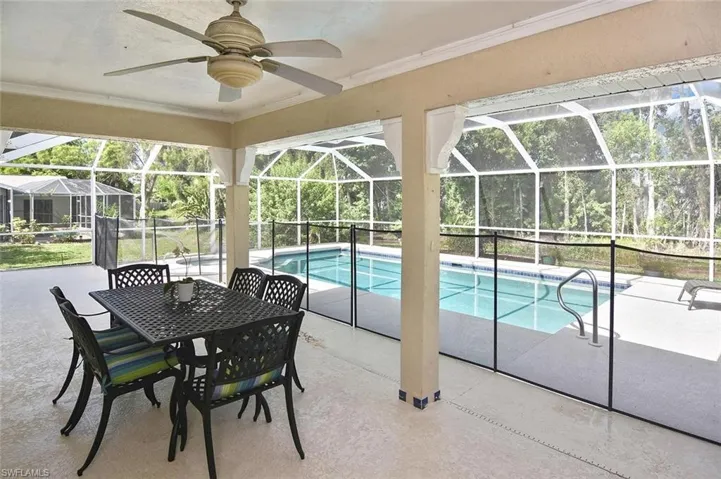 18674 Spruce Dr E, Fort Myers, Florida 33967