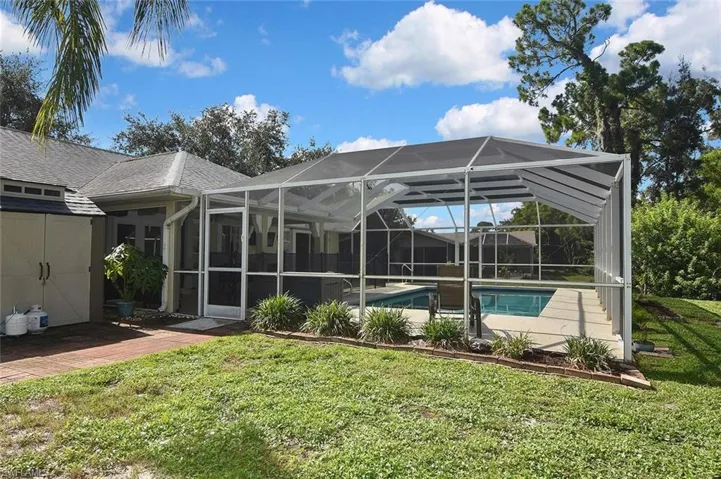 18674 Spruce Dr E, Fort Myers, Florida 33967