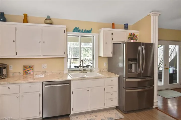 18674 Spruce Dr E, Fort Myers, Florida 33967