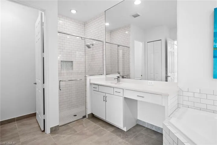 11536 Foxbriar Ln, Fort Myers, Florida 33913
