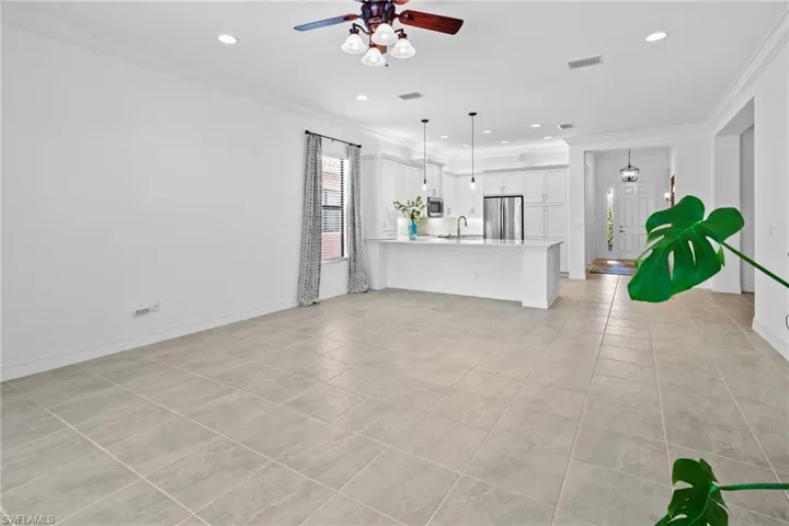 11536 Foxbriar Ln, Fort Myers, Florida 33913