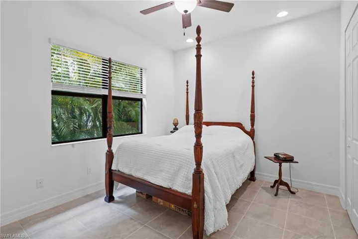 11536 Foxbriar Ln, Fort Myers, Florida 33913