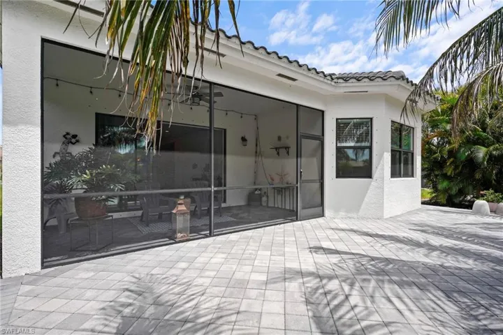 11536 Foxbriar Ln, Fort Myers, Florida 33913