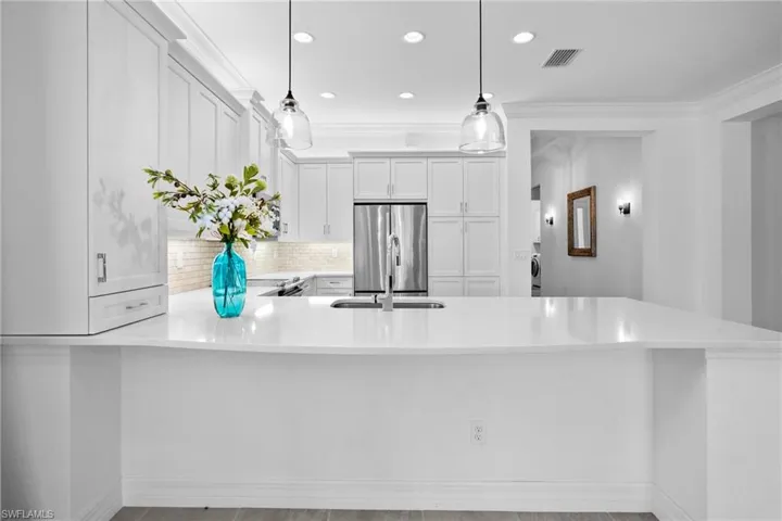 11536 Foxbriar Ln, Fort Myers, Florida 33913