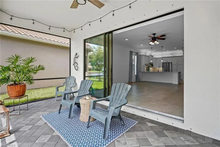 11536 Foxbriar Ln, Fort Myers, Florida 33913