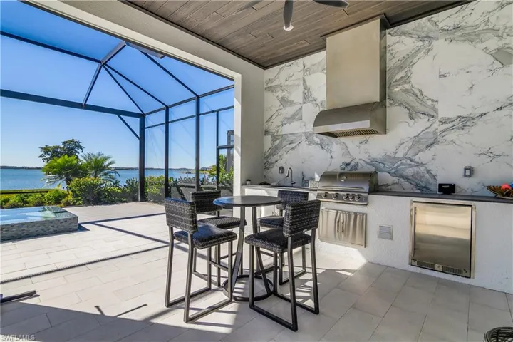 Outdoor covered lanai.