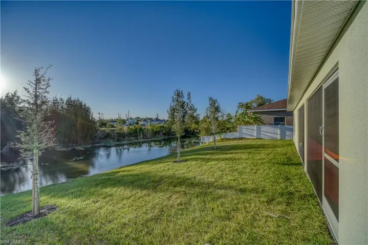 4034 Ne 9th Pl, Cape Coral Fl 33909