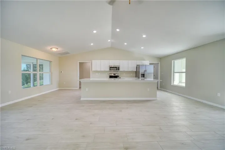 4034 Ne 9th Pl, Cape Coral Fl 33909