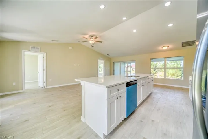 4034 Ne 9th Pl, Cape Coral Fl 33909
