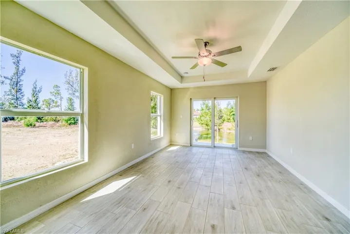 4034 Ne 9th Pl, Cape Coral Fl 33909
