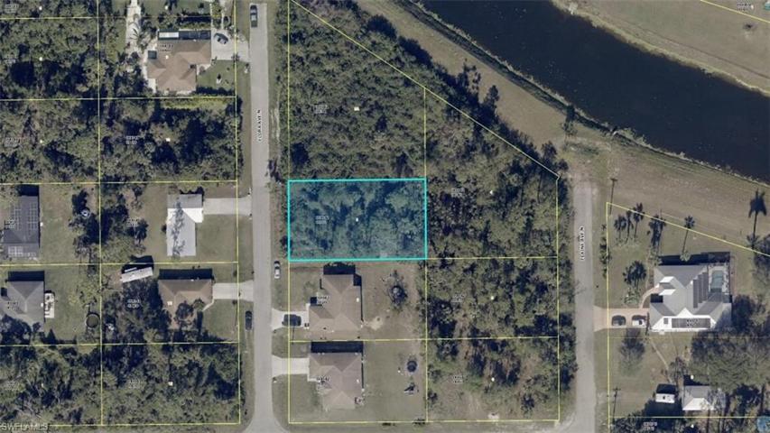 1204 Flora AVE N, LEHIGH ACRES FL 33971