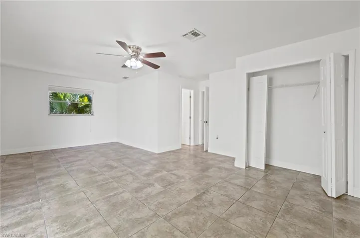 2979  Blount  ST, Fort Myers, FL 33916