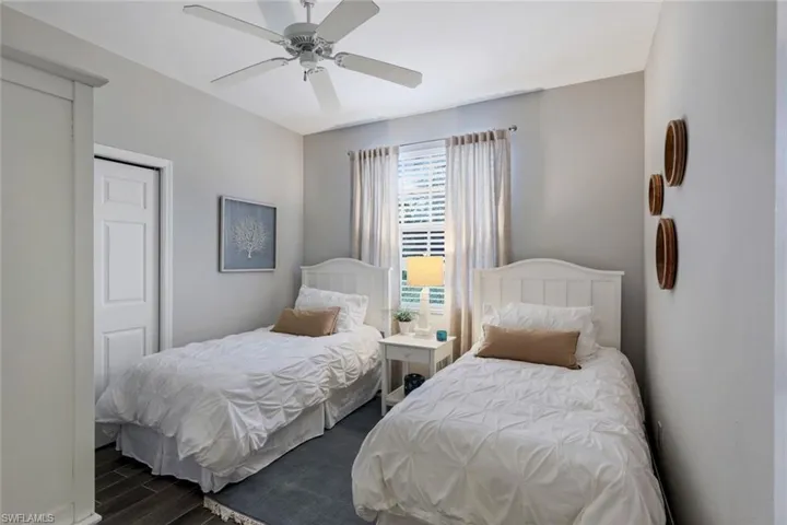 Bedroom 3 w/twin beds