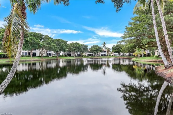 Long Lakeview facing West