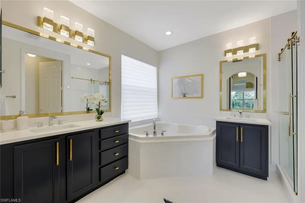10327 Carolina Willow DR, Fort Myers, FL 33913,225033158
