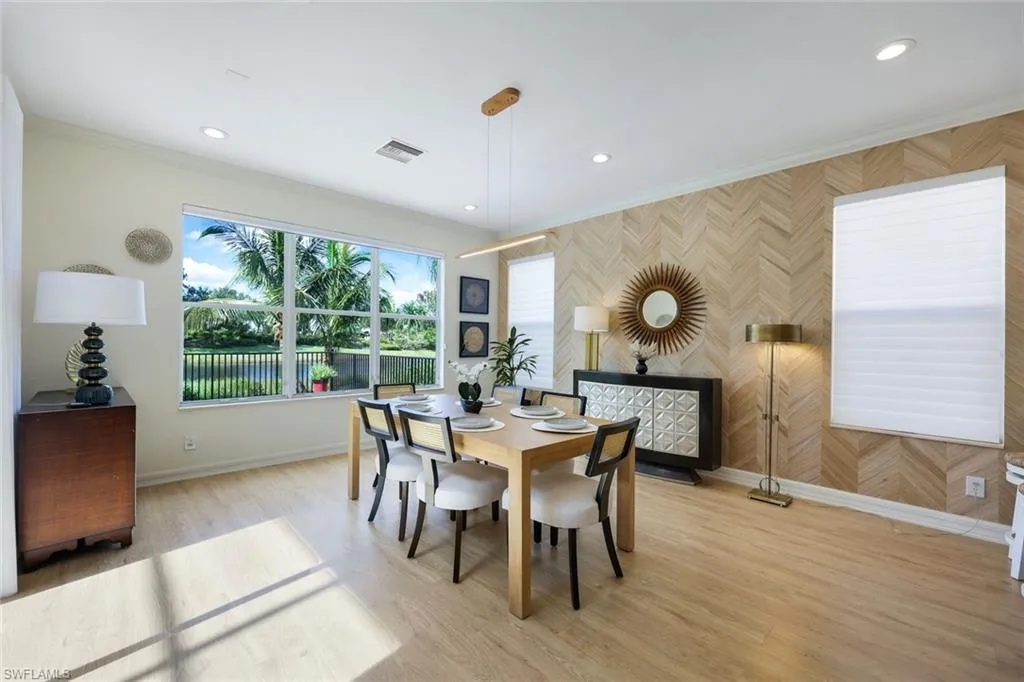 10327 Carolina Willow DR, Fort Myers, FL 33913,225033158