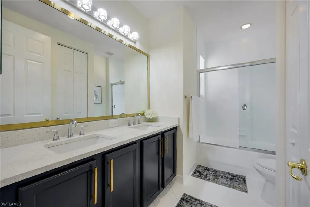 10327 Carolina Willow DR, Fort Myers, FL 33913,225033158