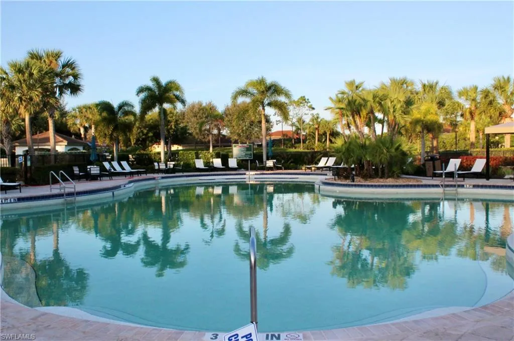 10327 Carolina Willow DR, Fort Myers, FL 33913,225033158