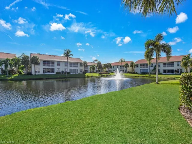 15140  Royal Windsor  LN, Fort Myers, FL 33919