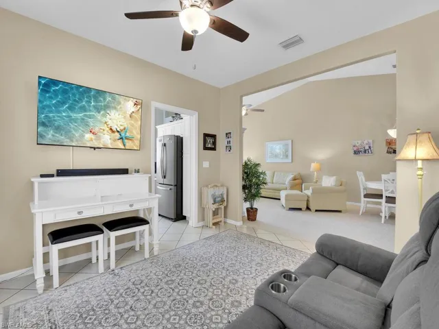 15140  Royal Windsor  LN, Fort Myers, FL 33919