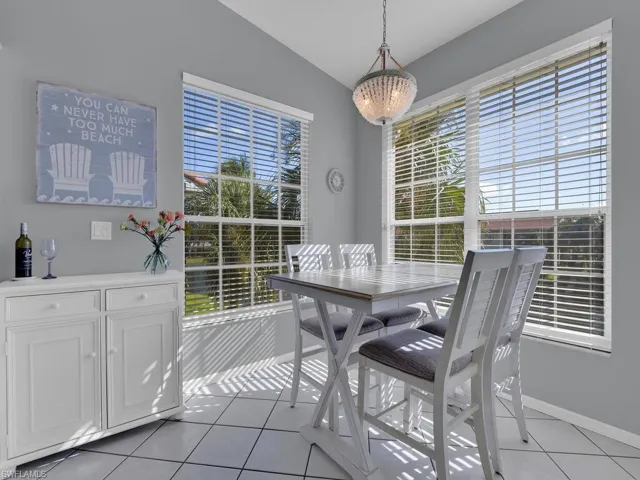 15140  Royal Windsor  LN, Fort Myers, FL 33919